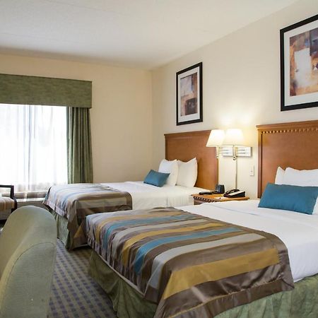Wingate By Wyndham Atlanta Fairburn Hotel Bagian luar foto