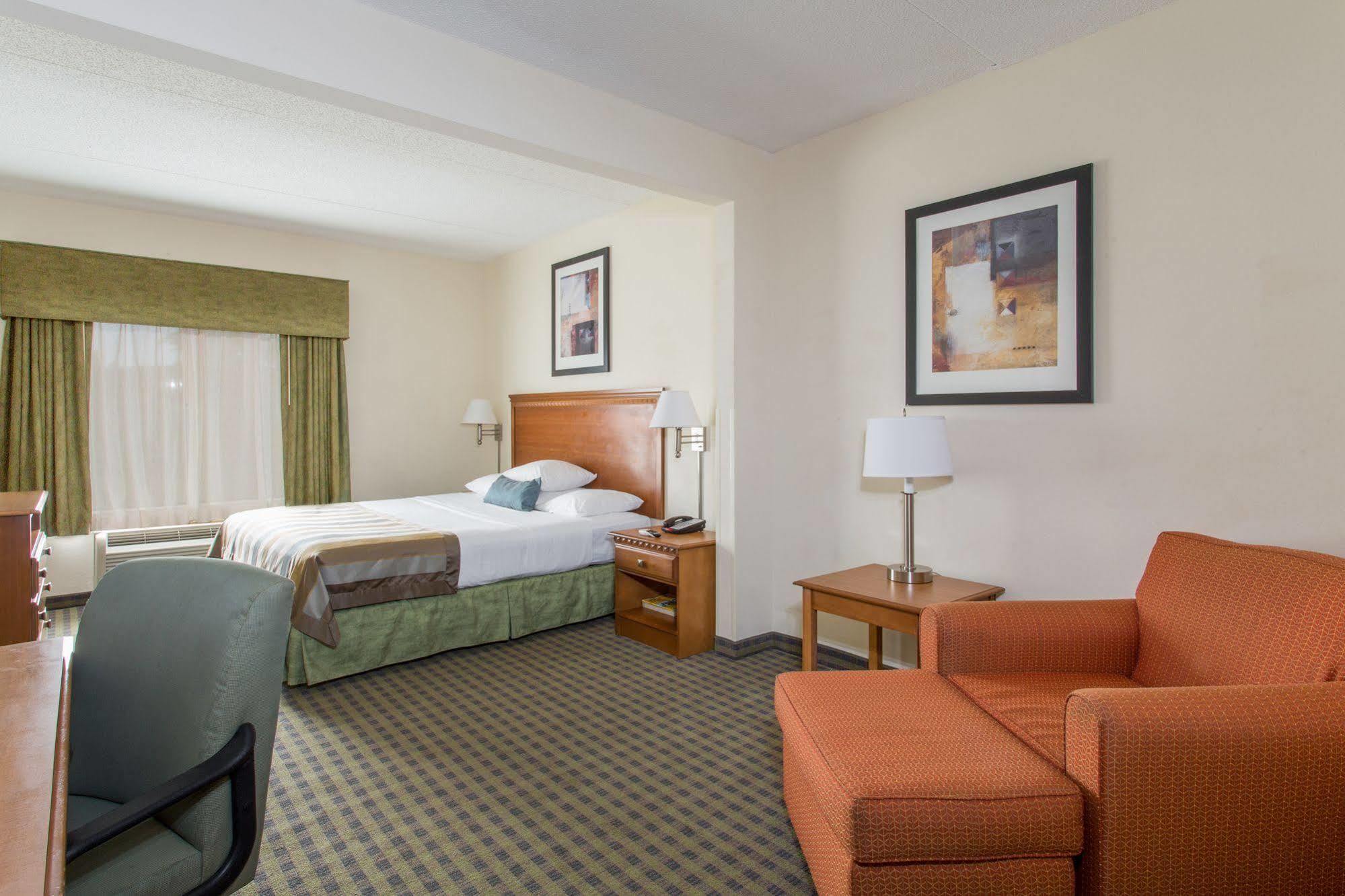 Wingate By Wyndham Atlanta Fairburn Hotel Bagian luar foto